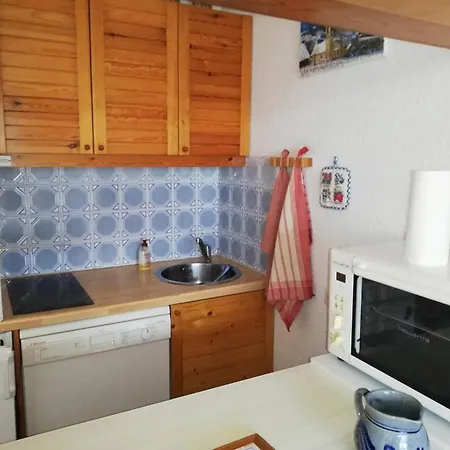 Confortable Au Sauze Avec Balcon, Proche Pistes - Fr-1-804-59 Enchastrayes